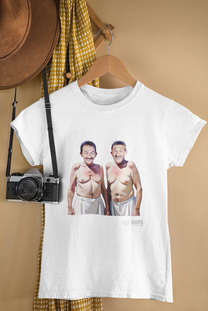 Chuckle Brothers - Chuckling At The Beach T-Shirt