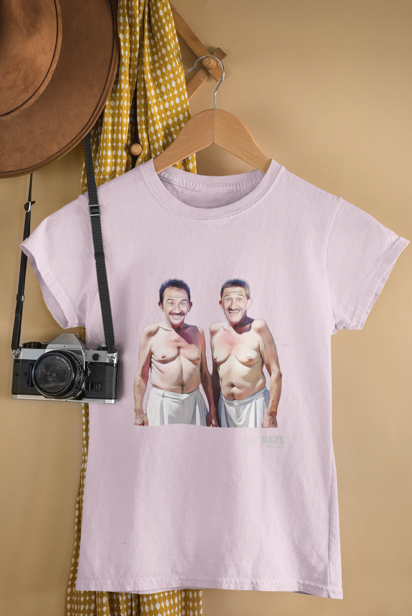 chuckle brothers - chuckling at the beach t-shirt
