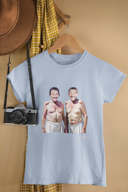 Chuckle Brothers - Chuckling At The Beach T-Shirt