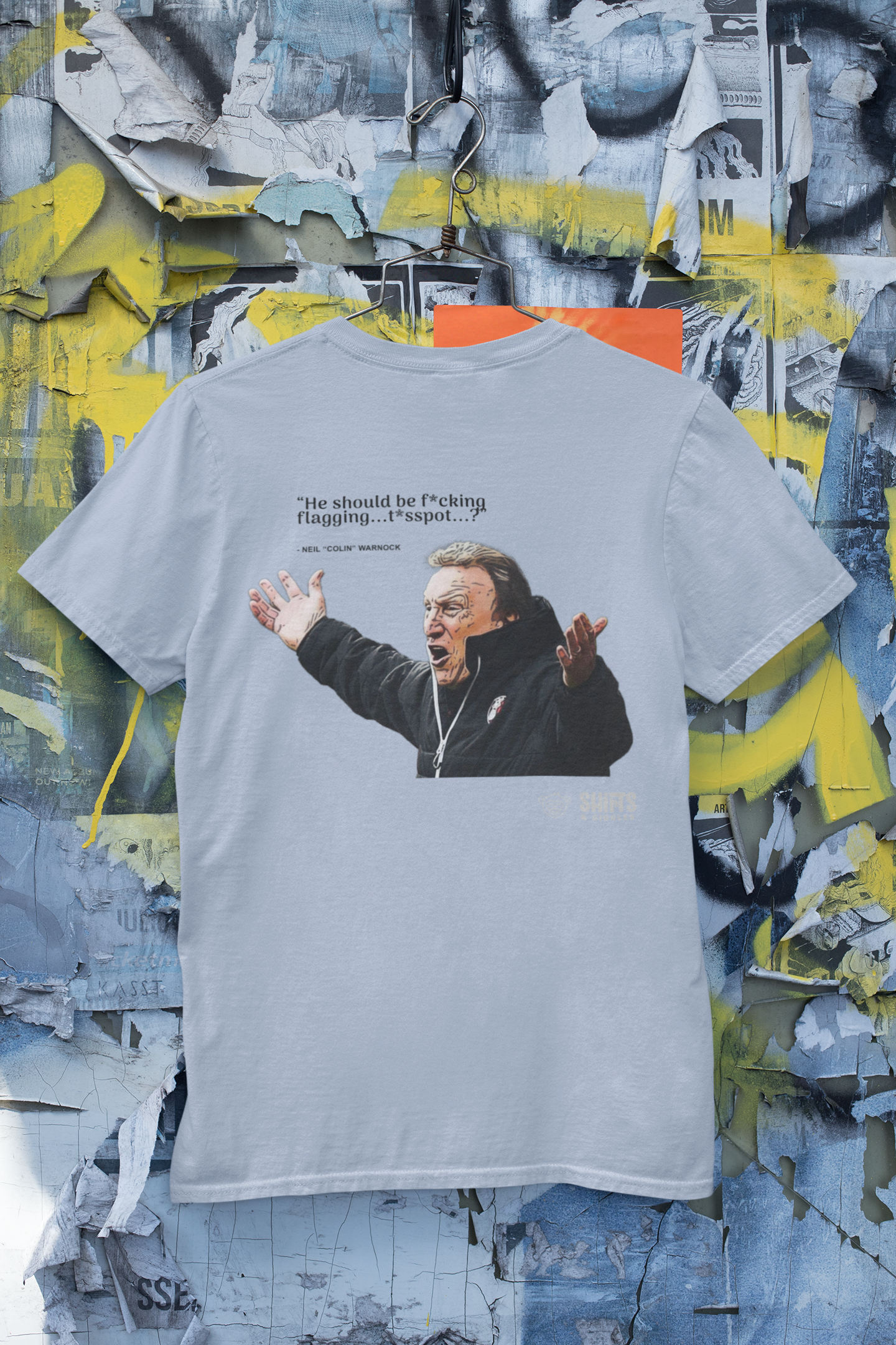 neil warnock - he should be f*cking flagging t-shirt